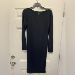 Long sleeve ribbed black midi bodycon dress